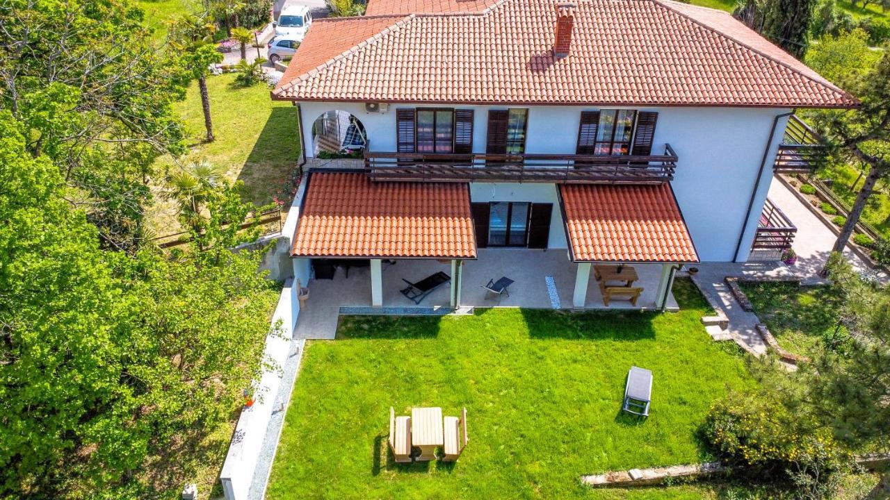 Active Chillax Oasis Apartments 안카란 외부 사진