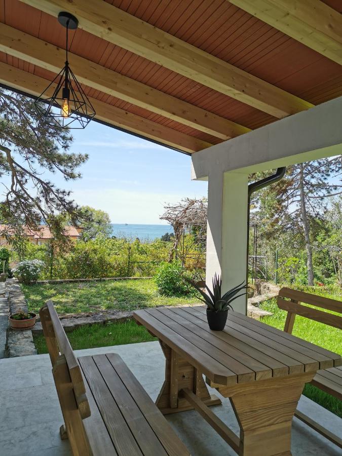 Active Chillax Oasis Apartments 안카란 외부 사진