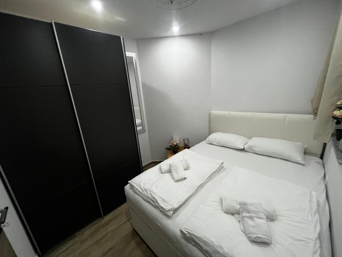 Active Chillax Oasis Apartments 안카란 외부 사진