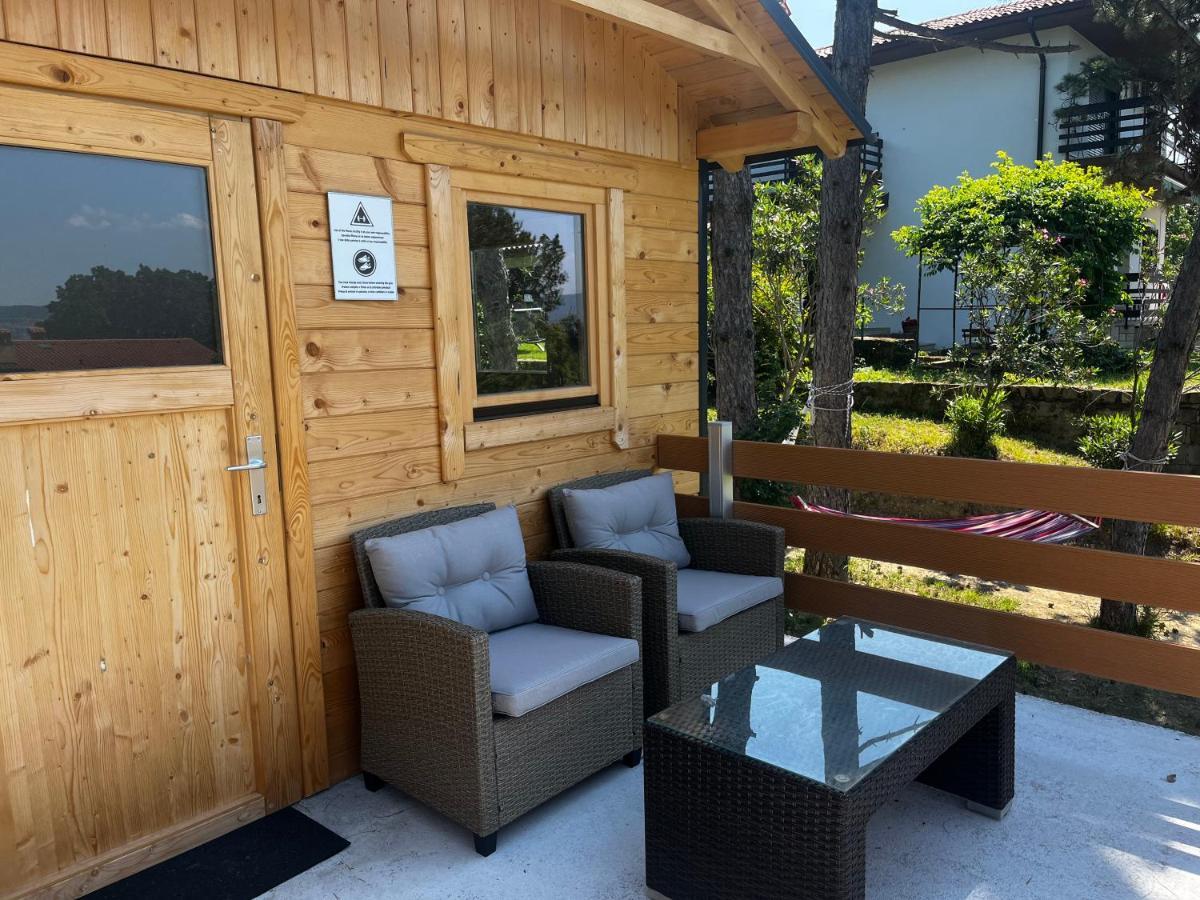 Active Chillax Oasis Apartments 안카란 외부 사진